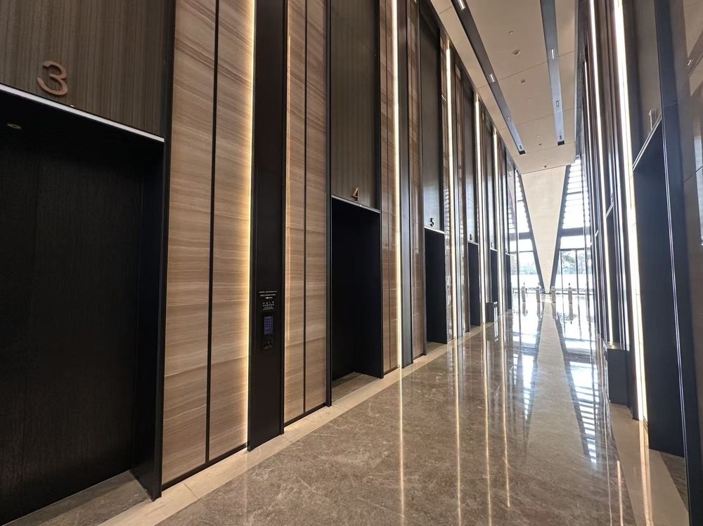 电梯厅1